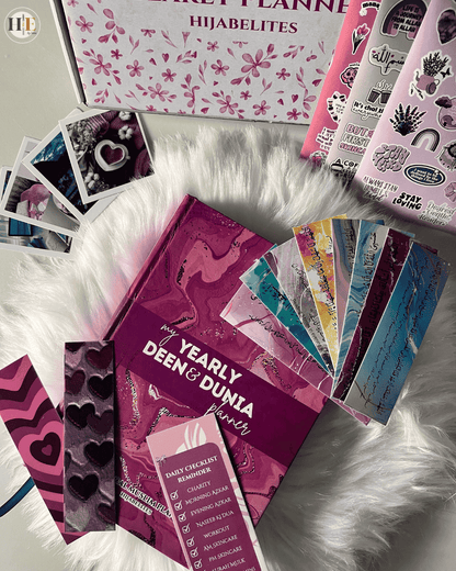 Buy 2 Yearly Planners & Get 1 Quarterly Planner FREE 🌸